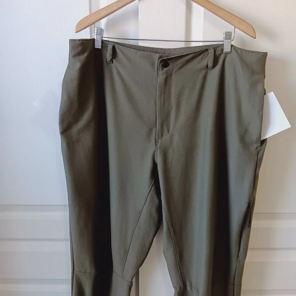 The North Face Men's New Taupe Green Solo Pant Size 40 x 33
